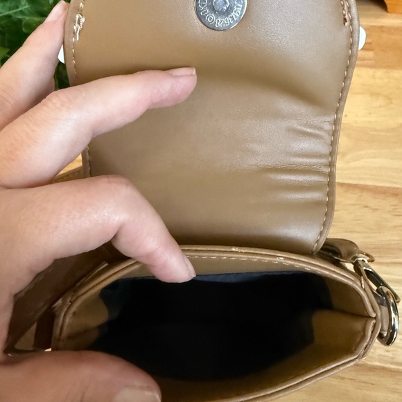 Smiley Face Mini Crossbody Bag Tan Faux Leather Cute Novelty Purse - Picture 6 of 10